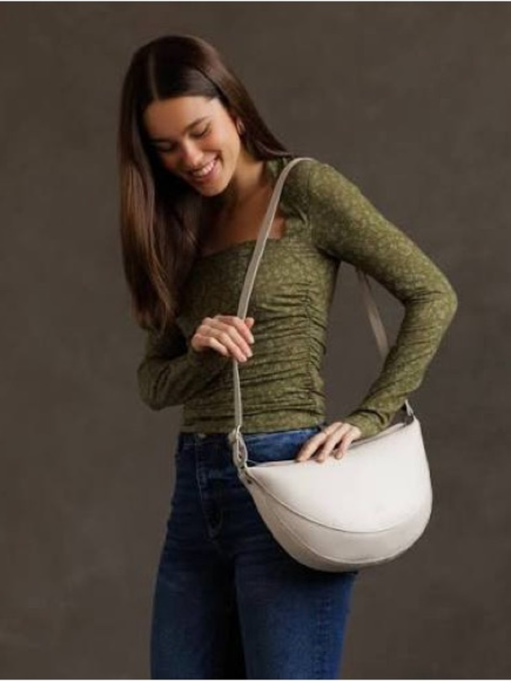 NWOT Portland Leather Koala Sling Bag Pebbled Leather Bone Sz Medium